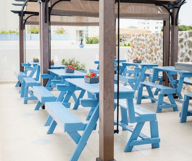 هتل Adaz Mediterraneo