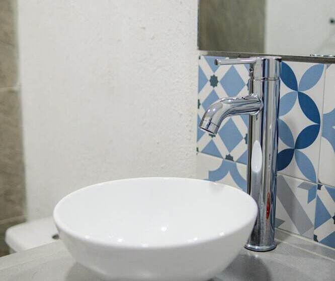 هتل Adaz Mediterraneo