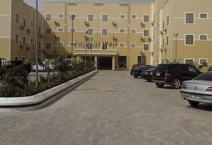 هتل Chilla Luxury Suites Kano