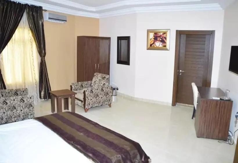 هتل Chilla Luxury Suites Kano