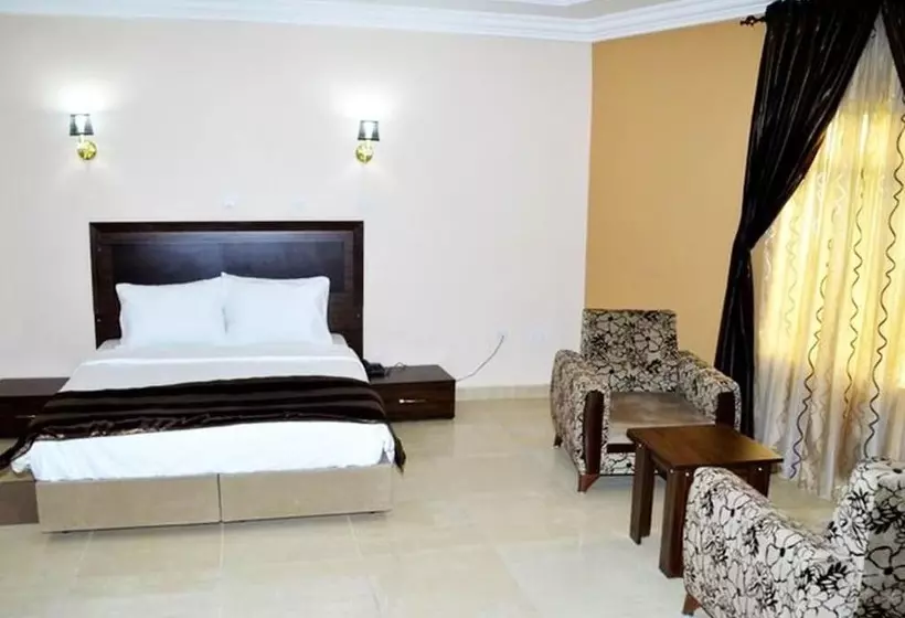 هتل Chilla Luxury Suites Kano