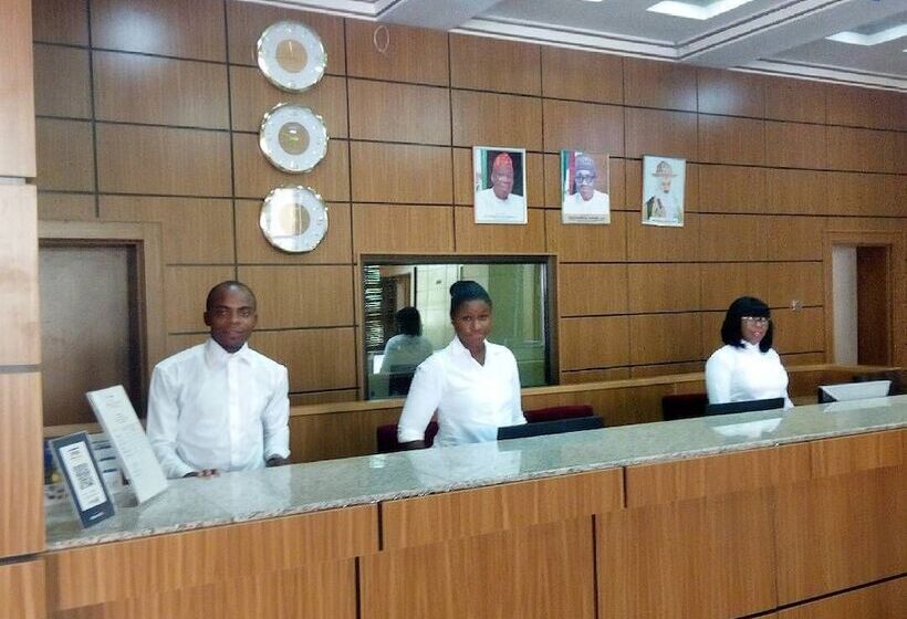 호텔 Chilla Luxury Suites Kano