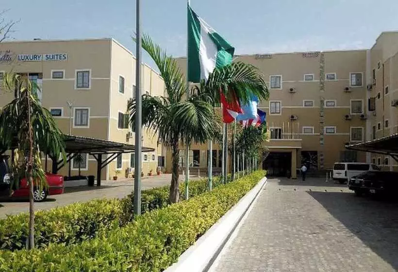 هتل Chilla Luxury Suites Kano