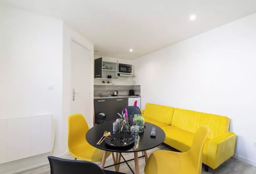 Hotelli Glm Residences 1