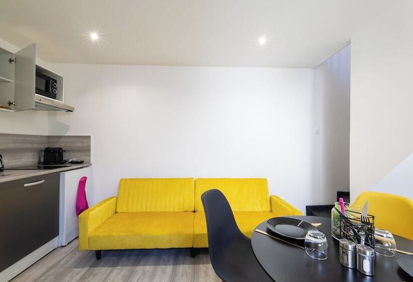 Hotel Glm Residences 1