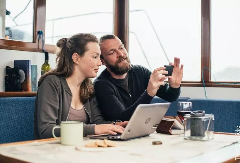 Hotelli Kuhnle Tours Malchin