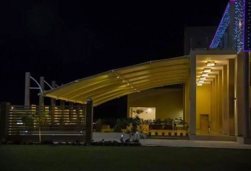 Hotelli The Celestial Park