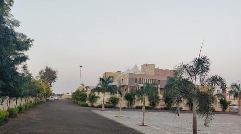 Hotel The Celestial Park