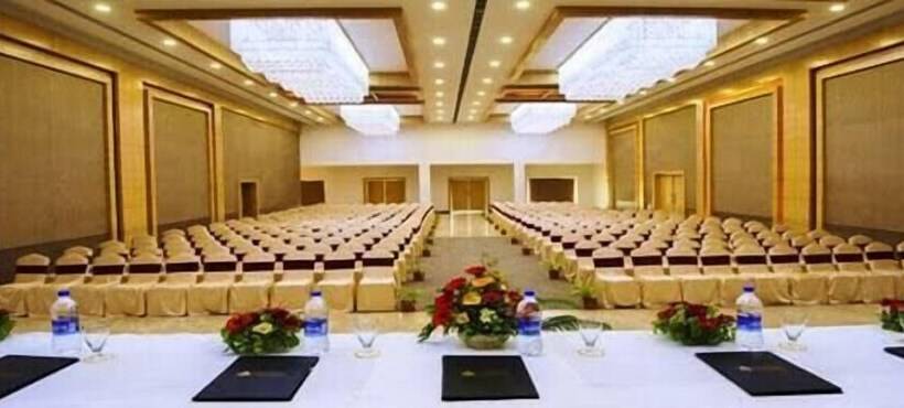 Hotel The Celestial Park