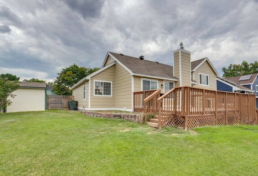 11 Mi To Denver: Pet Friendly Home In Thornton!