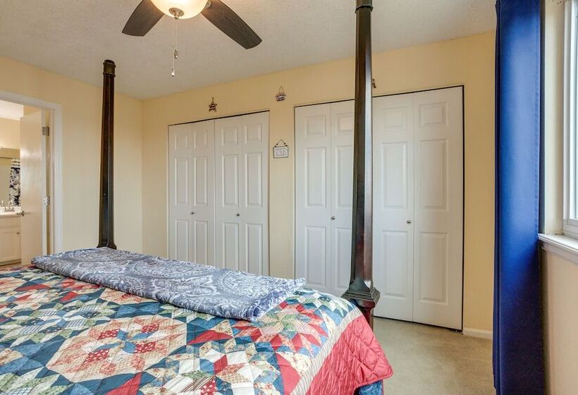 11 Mi To Denver: Pet Friendly Home In Thornton!