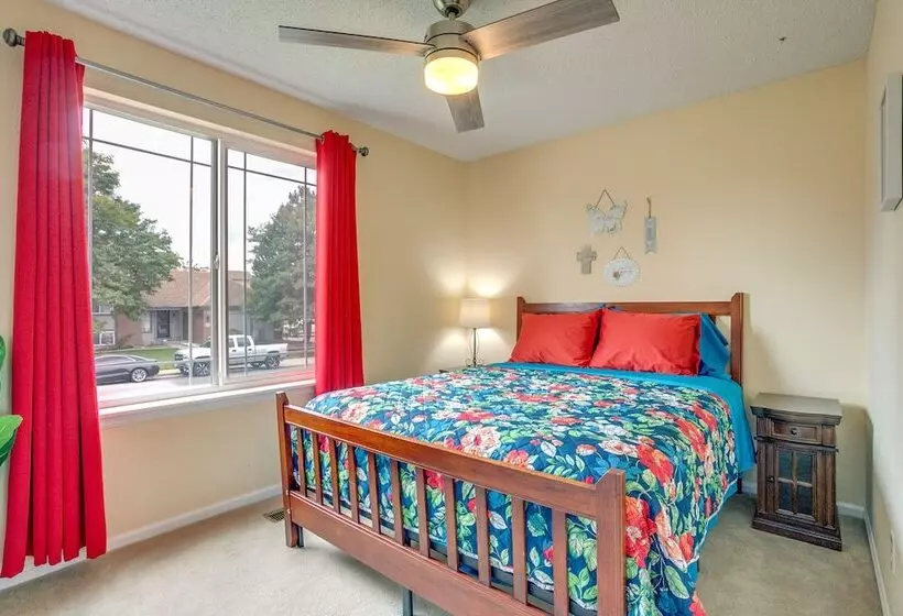 11 Mi To Denver: Pet Friendly Home In Thornton!