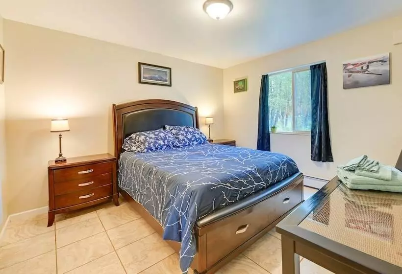 Lovely Soldotna Home, Steps From Kenai River