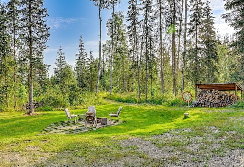 Lovely Soldotna Home, Steps From Kenai River