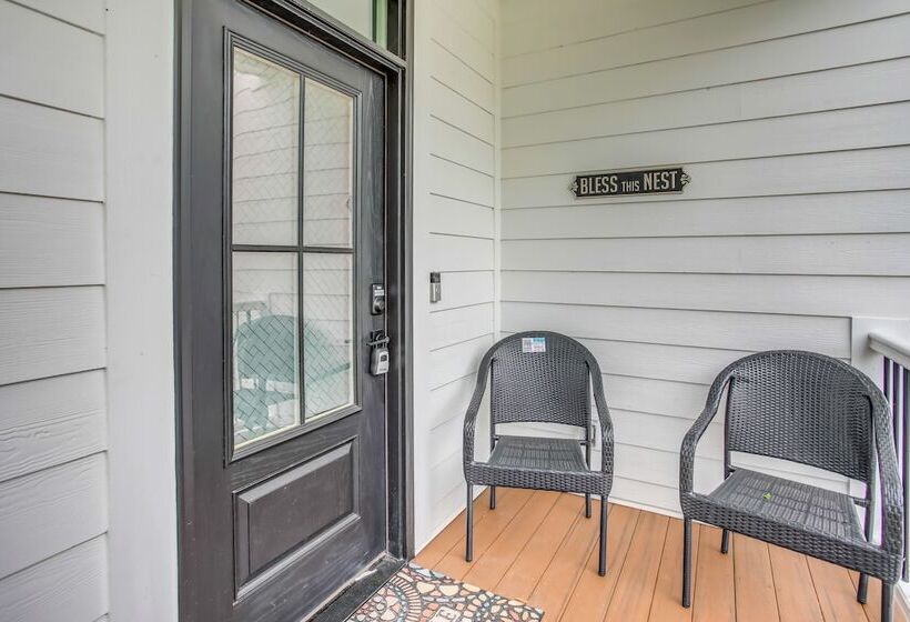 Murrells Inlet Vacation Rental: Near Marsh Walk!