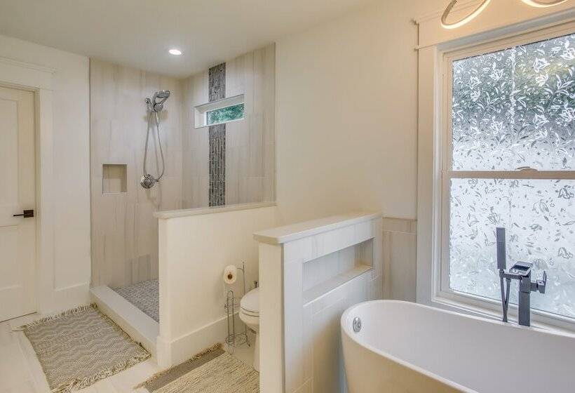 Murrells Inlet Vacation Rental: Near Marsh Walk!