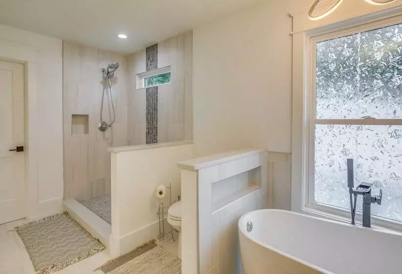 Murrells Inlet Vacation Rental: Near Marsh Walk!