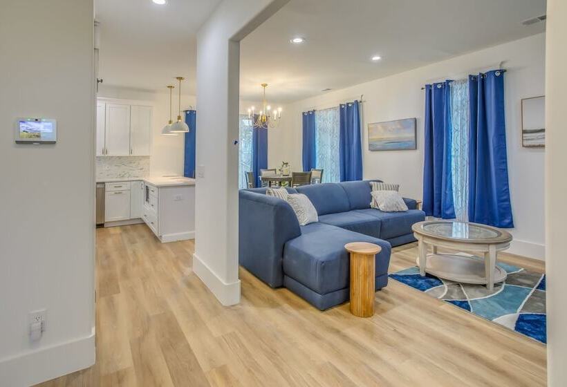 Murrells Inlet Vacation Rental: Near Marsh Walk!