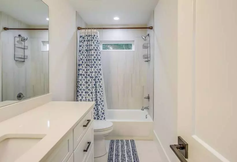 Murrells Inlet Vacation Rental: Near Marsh Walk!