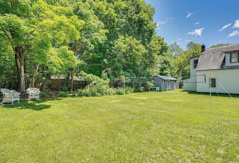 ~ 6 Mi To Lake George: Charming Adirondack Home!