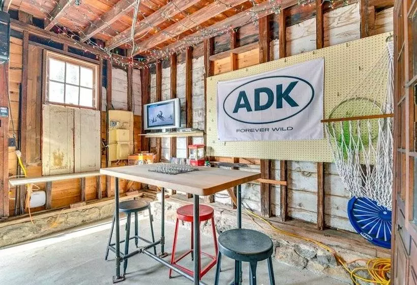 ~ 6 Mi To Lake George: Charming Adirondack Home!