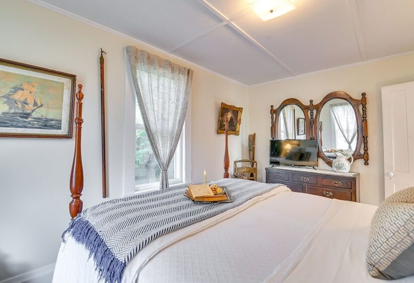 ~ 6 Mi To Lake George: Charming Adirondack Home!