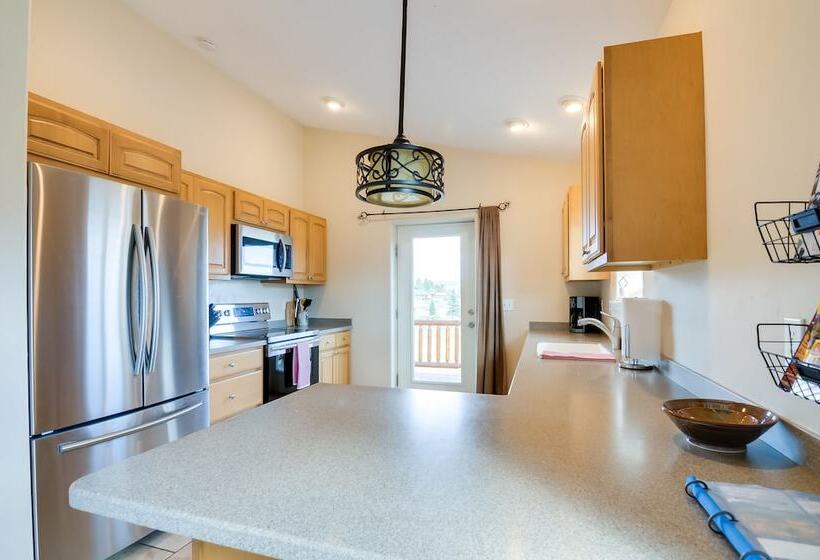 Pagosa Springs Home W/ Lake Views: Near Wolf Creek