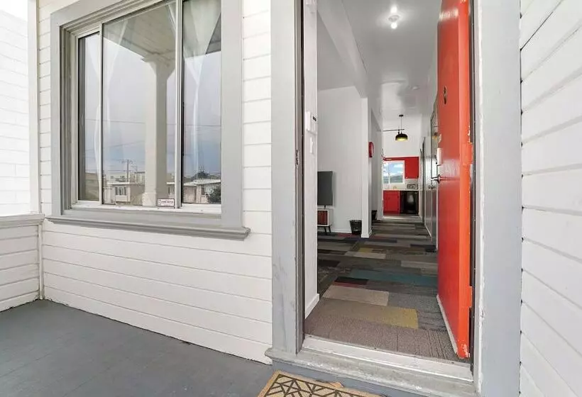 ペンション Commercial Homes   Private Rooms In Ssf