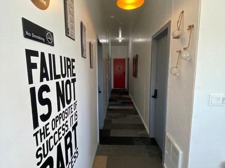 Пансион Commercial Homes Private Rooms In Ssf