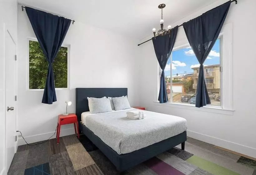 ペンション Commercial Homes   Private Rooms In Ssf