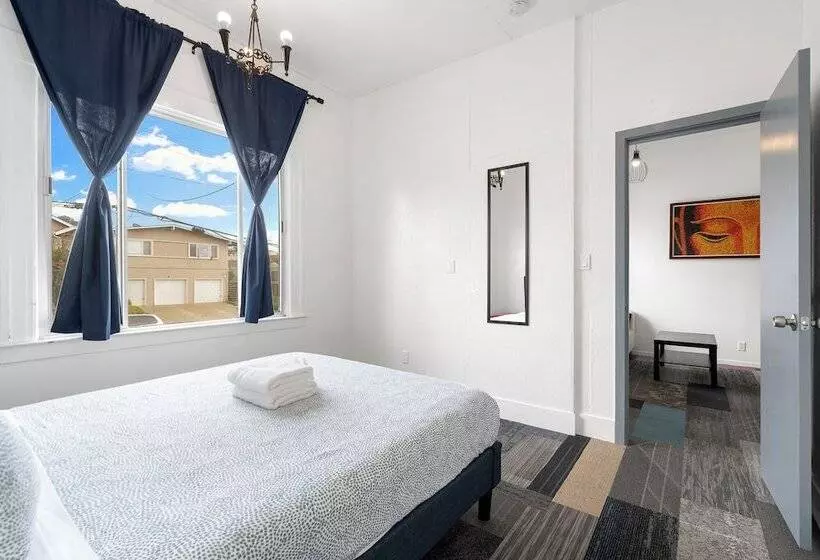 ペンション Commercial Homes   Private Rooms In Ssf