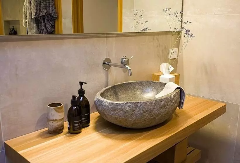 Majatalo Kumiko's Guest House