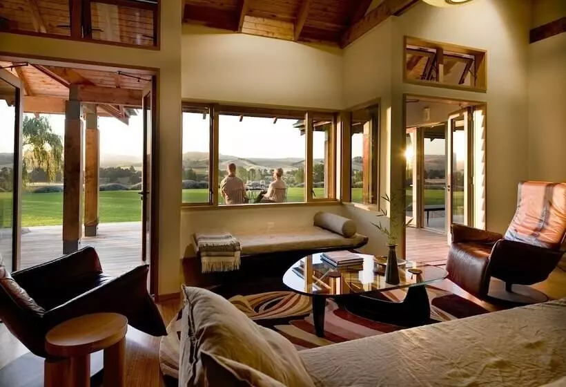 Majatalo Kumiko's Guest House