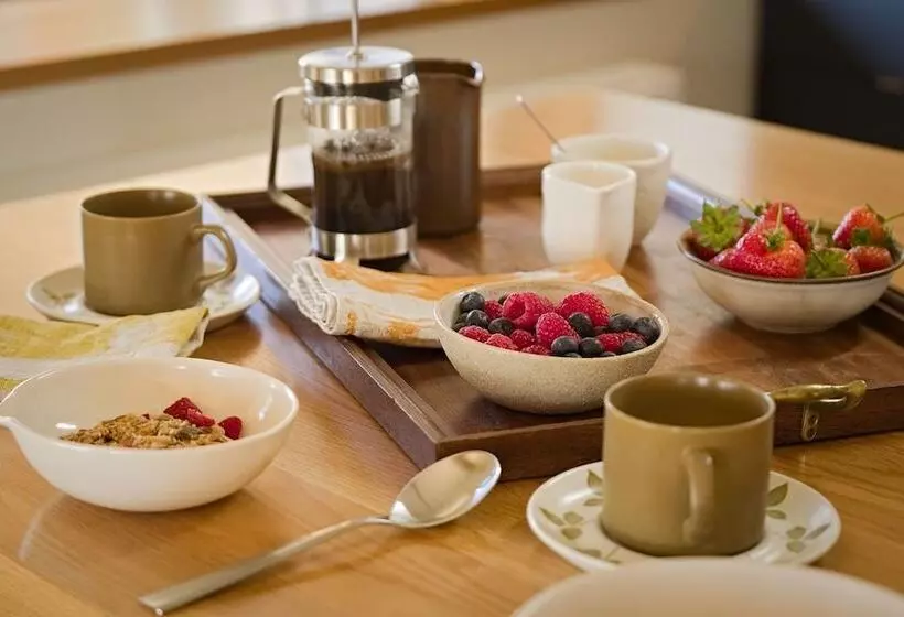 Majatalo Kumiko's Guest House