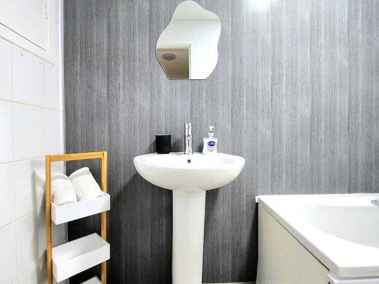 ペンション Quirky Home Quiet Neighbourhood