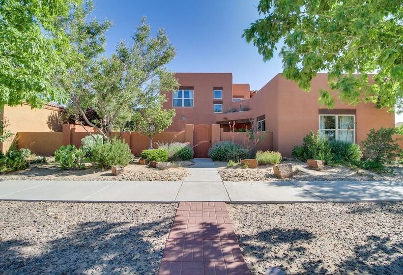 Pet Friendly Albuquerque Vacation Escape!