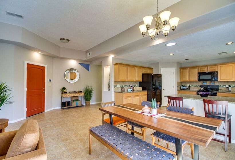 Pet Friendly Albuquerque Vacation Escape!