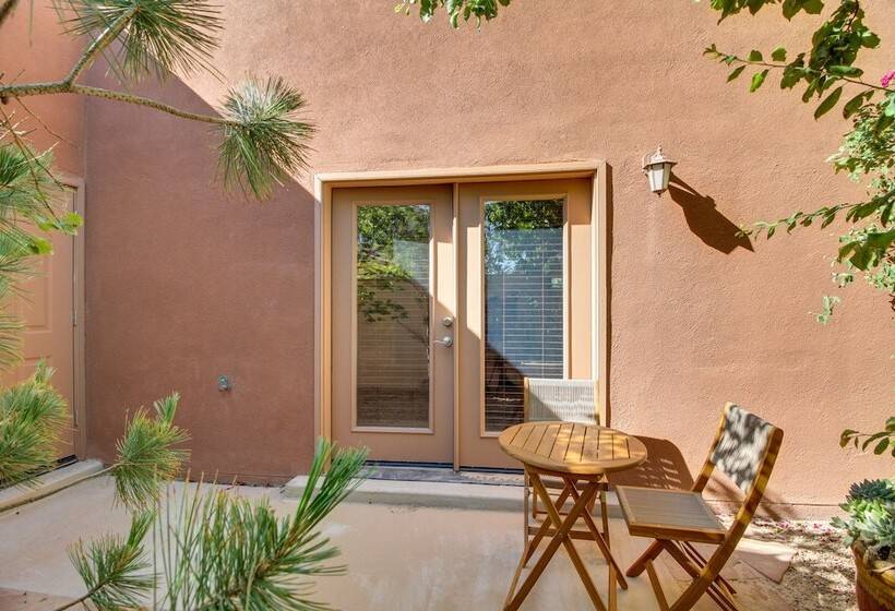 Pet Friendly Albuquerque Vacation Escape!