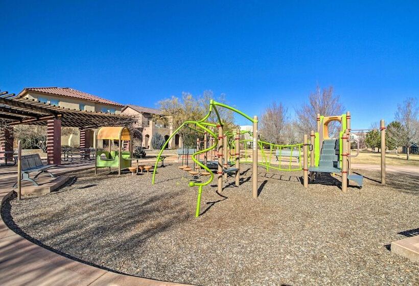 Pet Friendly Albuquerque Vacation Escape!