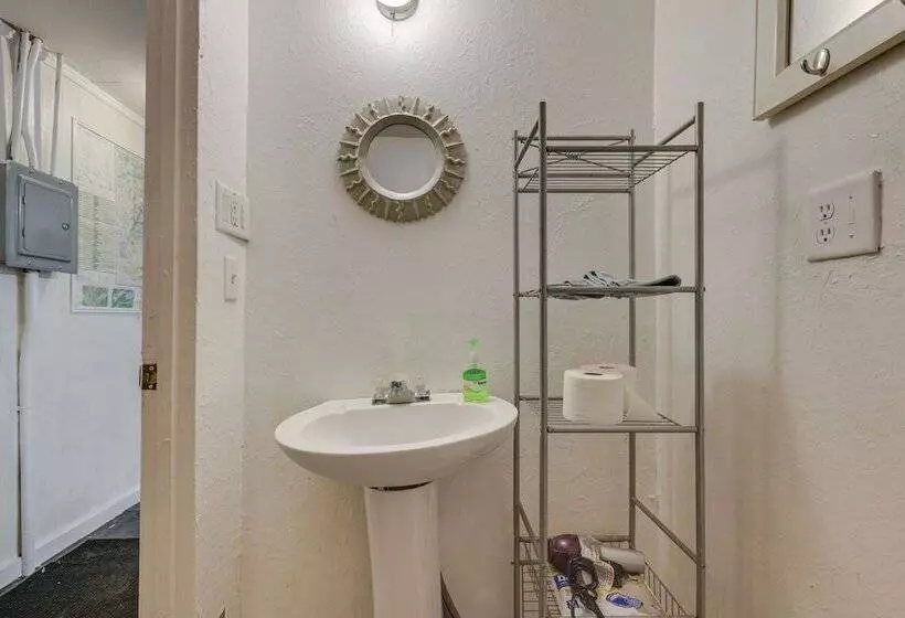 Dodge Ridge Pinecrest Mountain Cabin: Near Hiking!