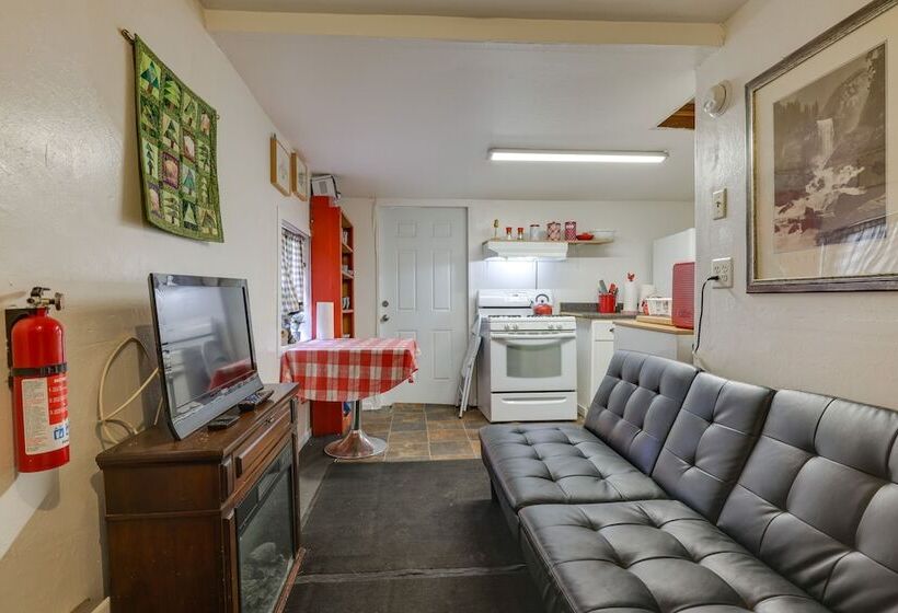 Dodge Ridge Pinecrest Mountain Cabin: Near Hiking!