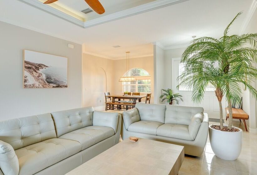 Grill Chill Splash: Your Port Charlotte Paradise!