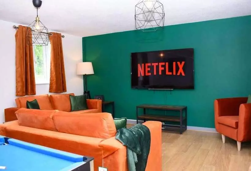 レジデンス Amazing 4br Near Hospital, Free Parking, Sleeps 10