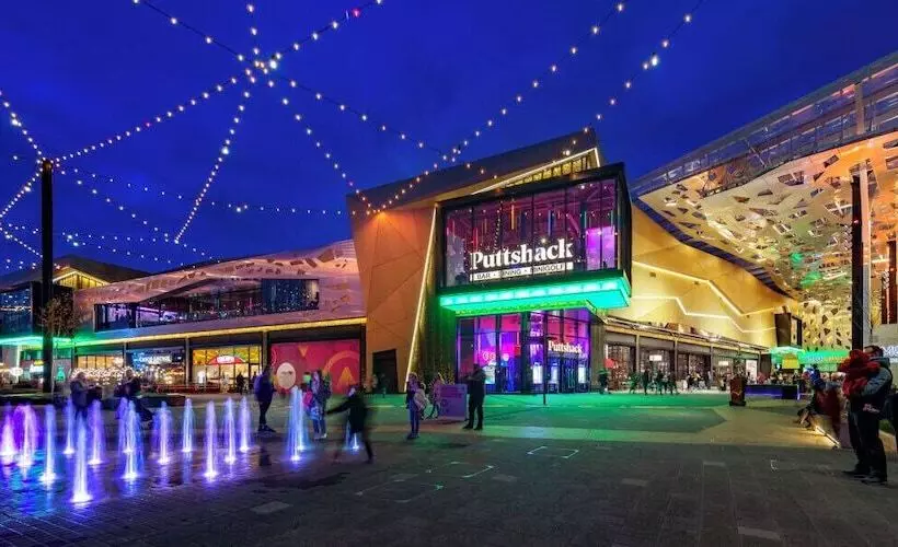 Residenssi Stylish 3 Bed House In Hornchurch   Free Parking