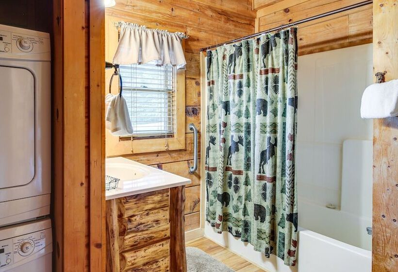 Sevierville Cabin W/ Wraparound Deck + Lake Access