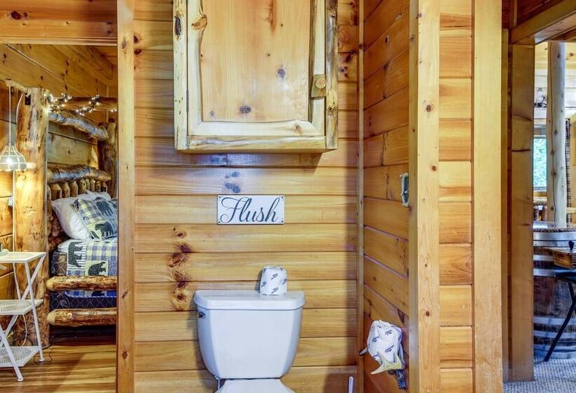 Sevierville Cabin W/ Wraparound Deck + Lake Access