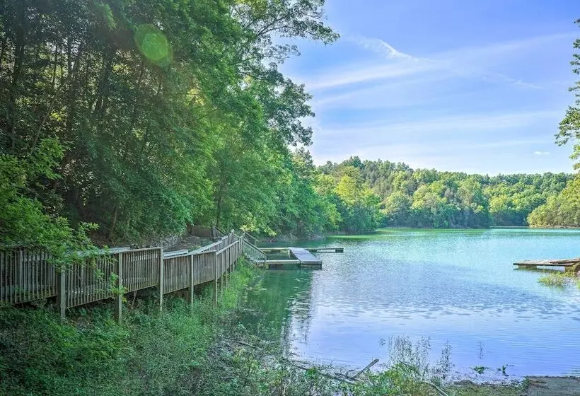 Sevierville Cabin W/ Wraparound Deck + Lake Access