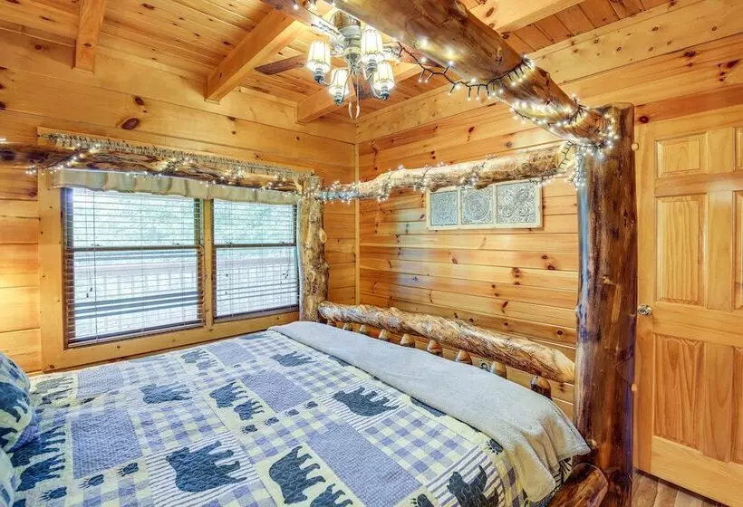 Sevierville Cabin W/ Wraparound Deck + Lake Access