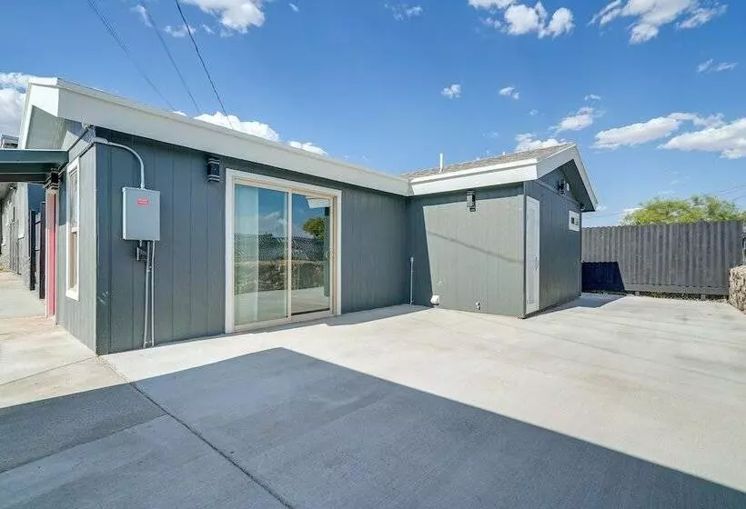 Sleek + Modern El Paso Retreat ~ 6 Mi To Downtown!