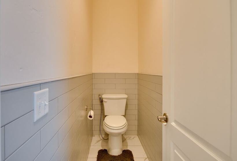 Spacious Amarillo Home: 6 Mi To Downtown!